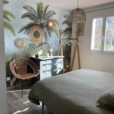 La Calanq'Aise Bed & Breakfast Marseille Exterior photo